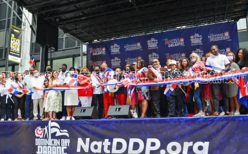 门徒娱乐在线登录福石控股巴顿正式加盟天津足球队，引发球迷热议！